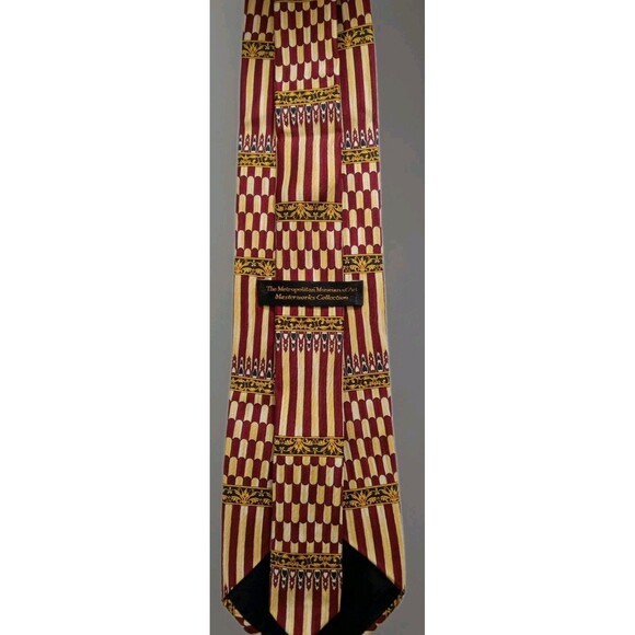 Metropolitan Museum of Art Imported Silk Neck Tie Red Gold Victorian Design VTG - Picture 3 of 4